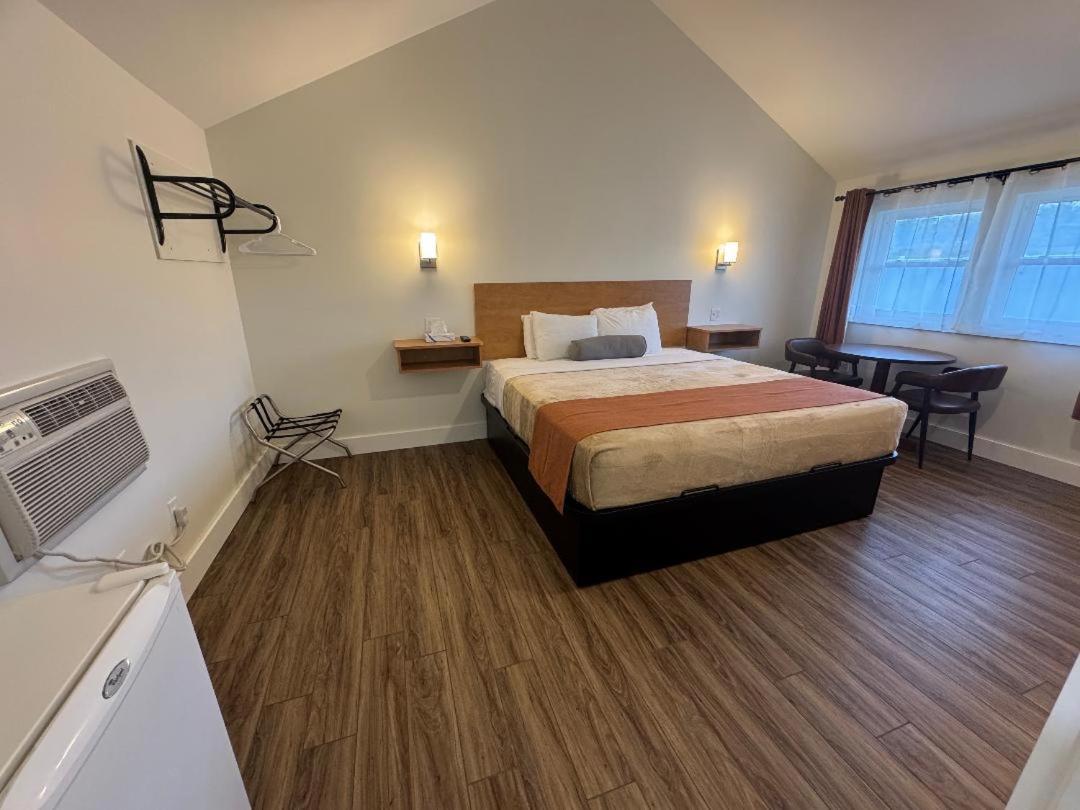 Studio Motel Of Lake George Buitenkant foto