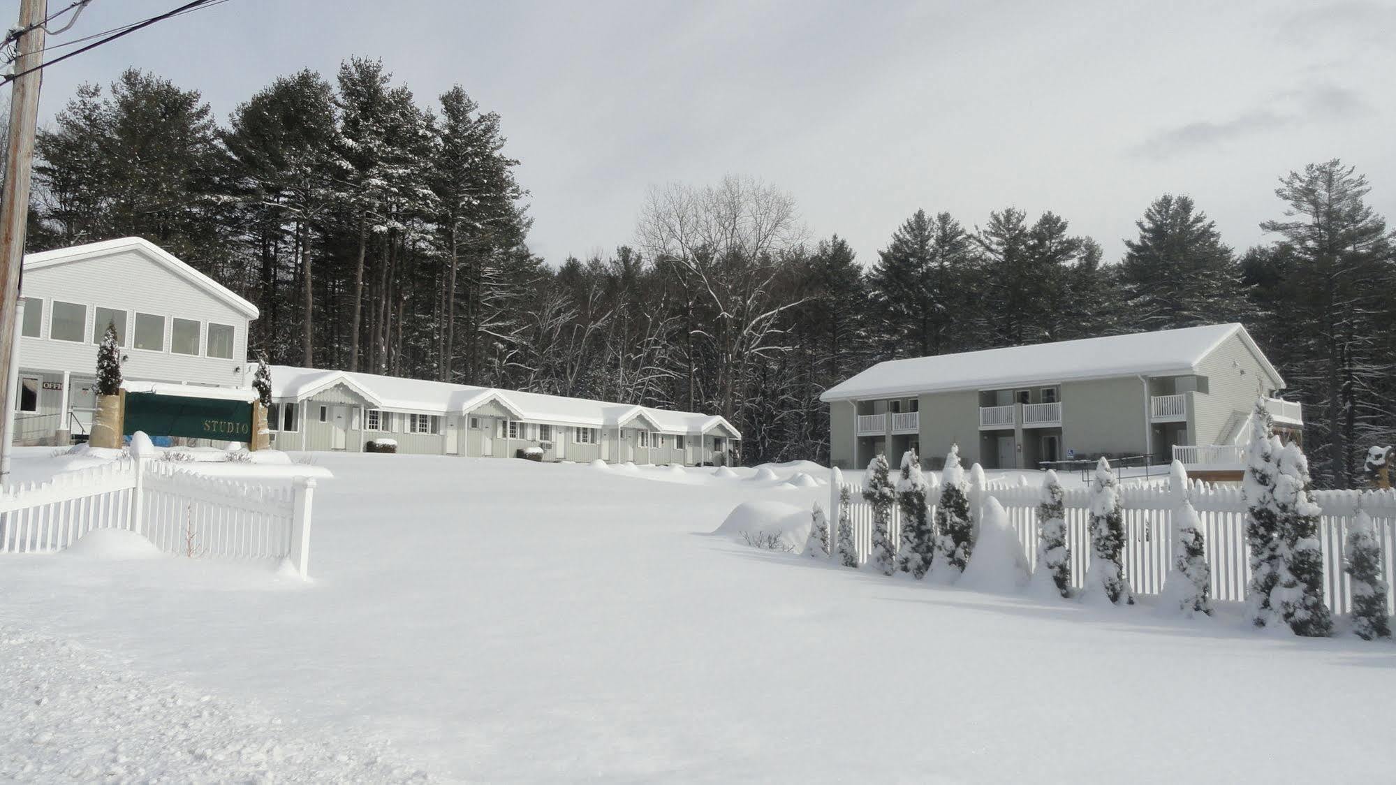 Studio Motel Of Lake George Buitenkant foto
