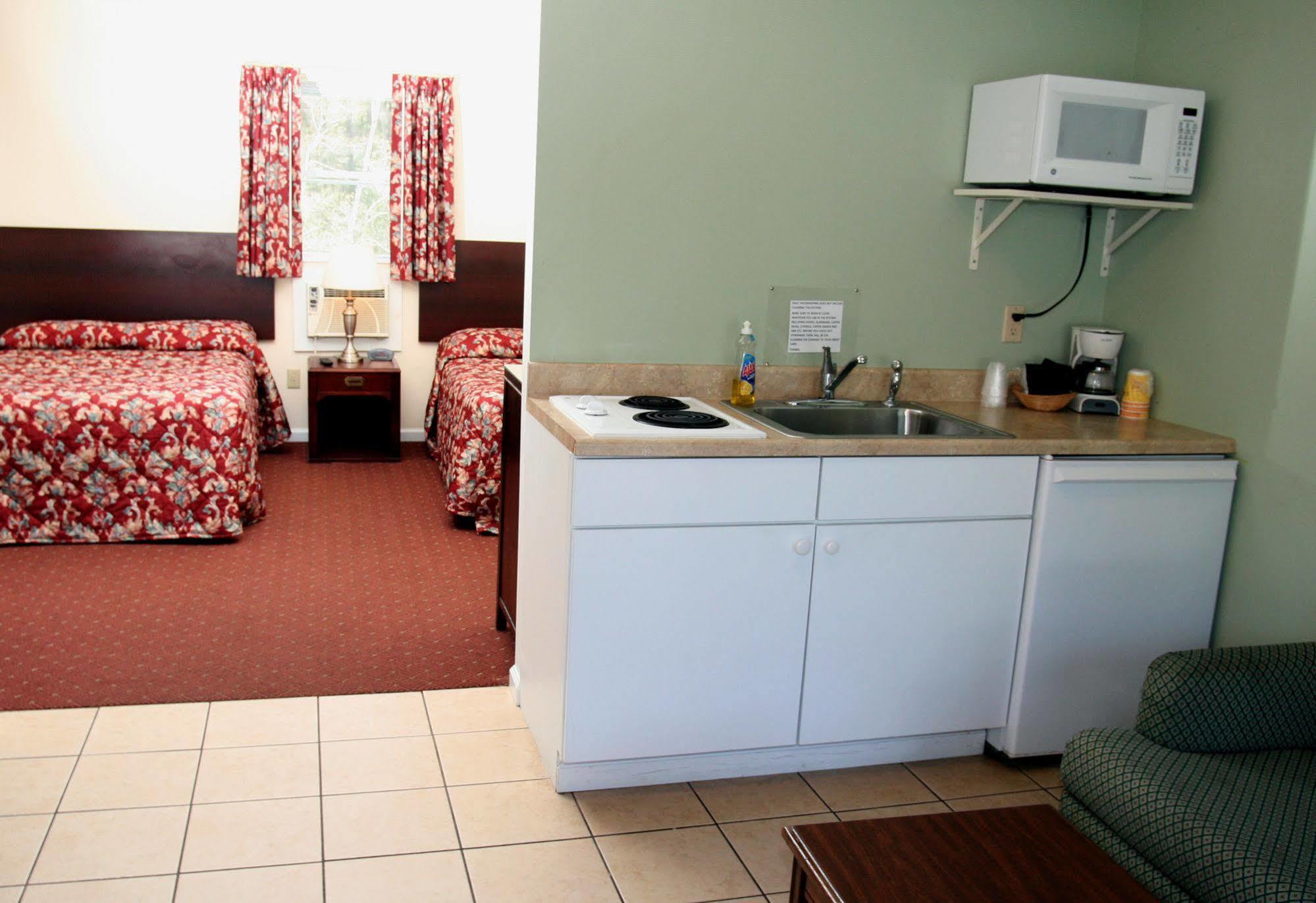Studio Motel Of Lake George Buitenkant foto